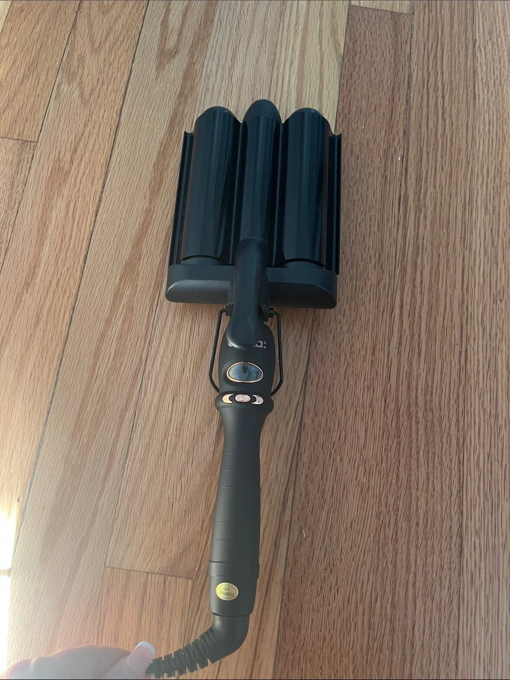 amika High Tide Deep Wave Hair Crimper